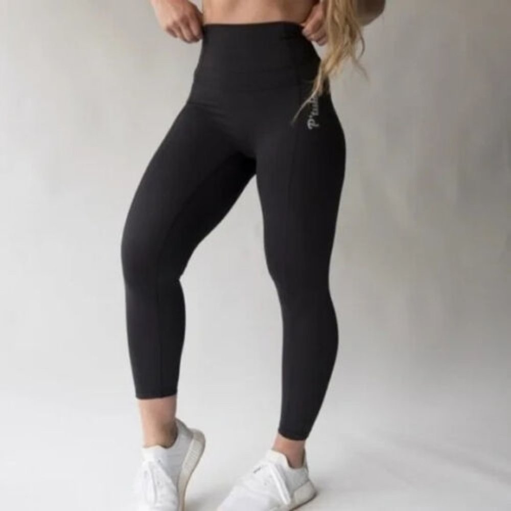 P'TULA Julianne Black Leggings 23" ** Medium **